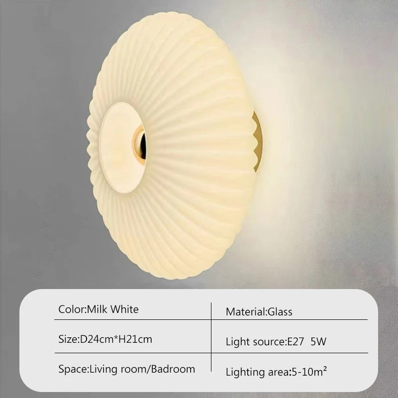 Lumiere - Elegant Glass Wall Sconce for Modern Interiors