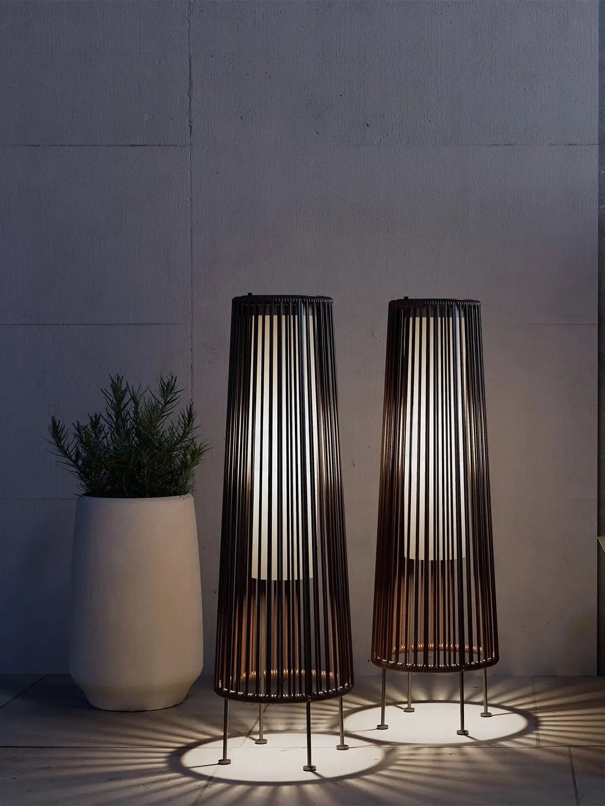 Modern Outdoor Solar Floor Lamp - Waterproof LED Design