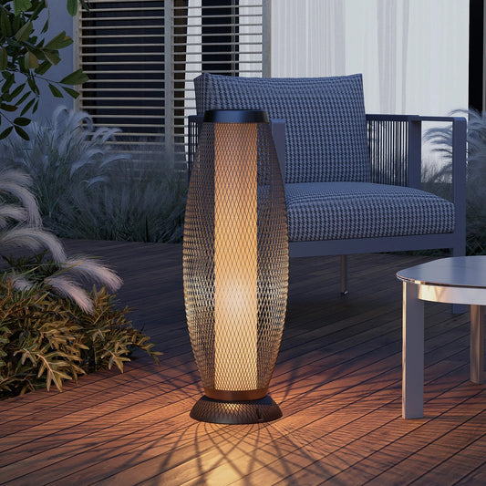 Modern Solar Floor Lamp, Metal Wire Shade, LED Modern Outdoor Flickering Lantern - Weather Resistant Garden Light