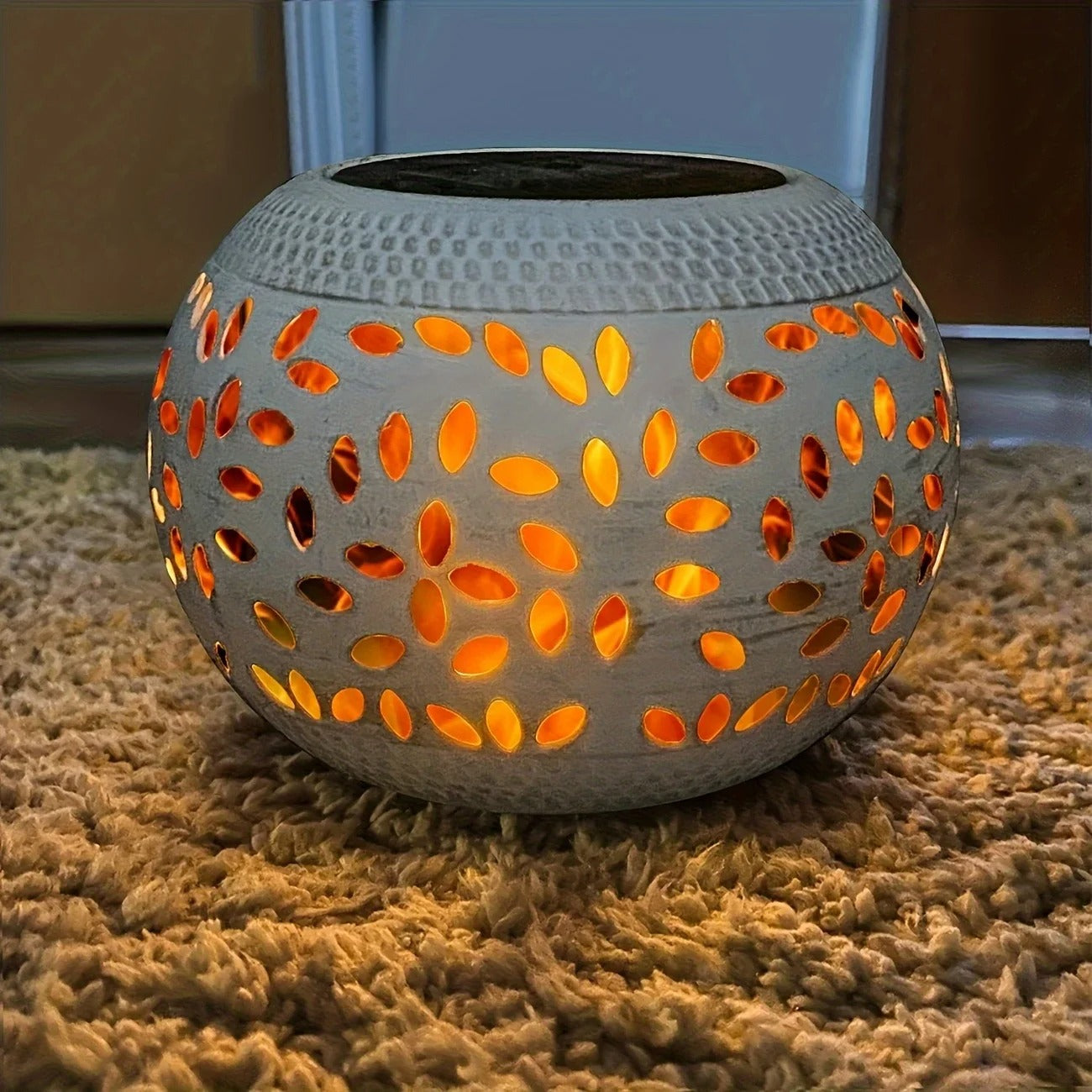 Portable Solar Table Lights - Outdoor LED Lantern with Hollow Pattern, Decorative Waterproof Garden Patio Lamp
