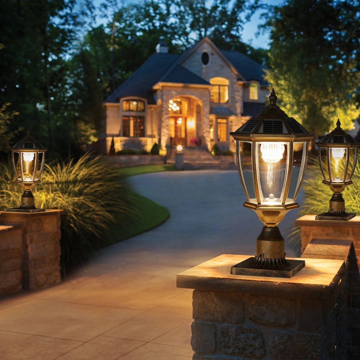Soluna - Vintage Solar LED Post Light - Waterproof Outdoor Lamp