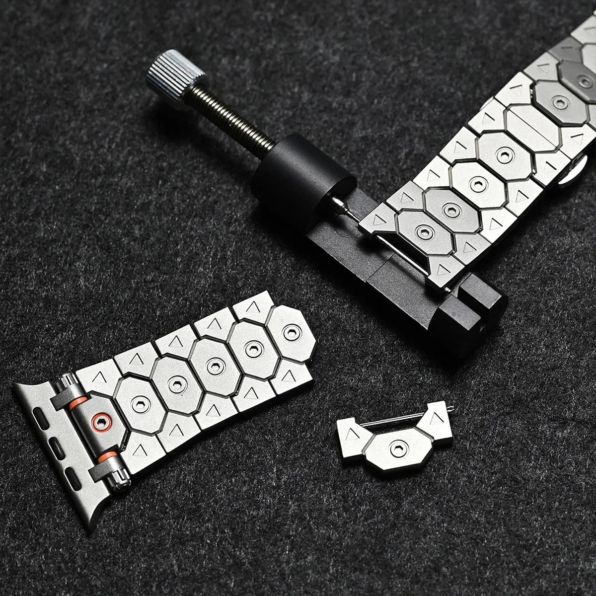 Chronos Links - Titanium Steel Watch Strap for Apple Watch (42–49mm)