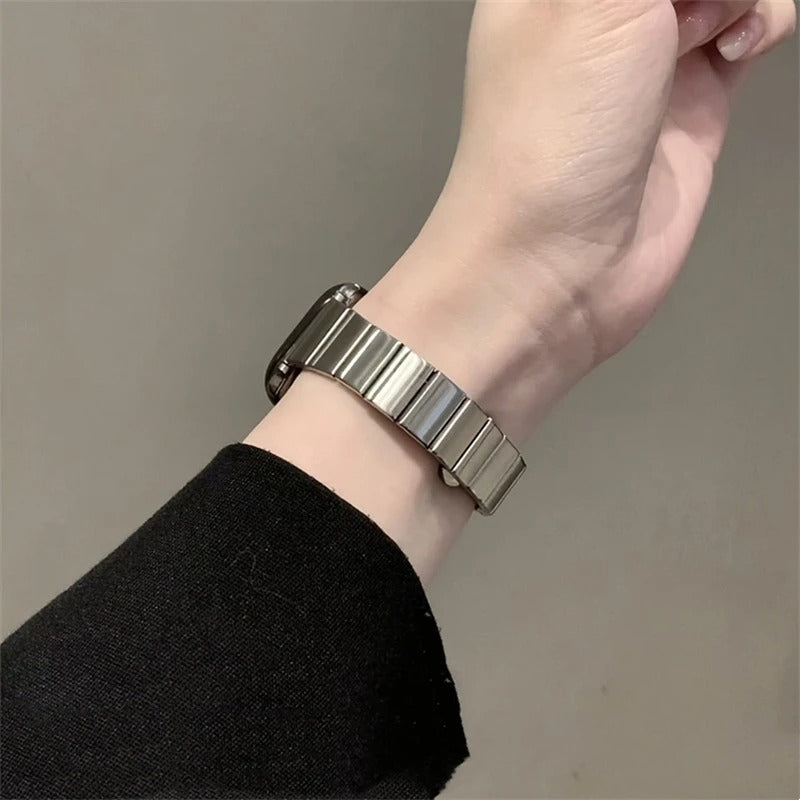 SleekStyle - Luxury Silver Slim Stainless Steel Band for Apple Watch Ultra & Series 4–11